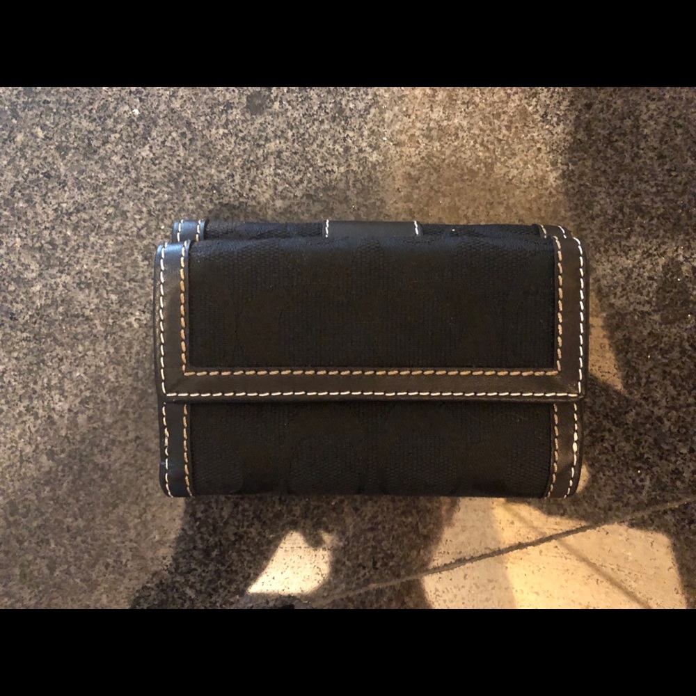 Coach wallet - Picture 2 of 3